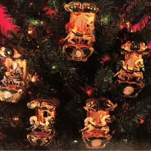 Vintage Carousel 1992 working Mr.Christmas 6 horses 21 favorite carols nonsmoker